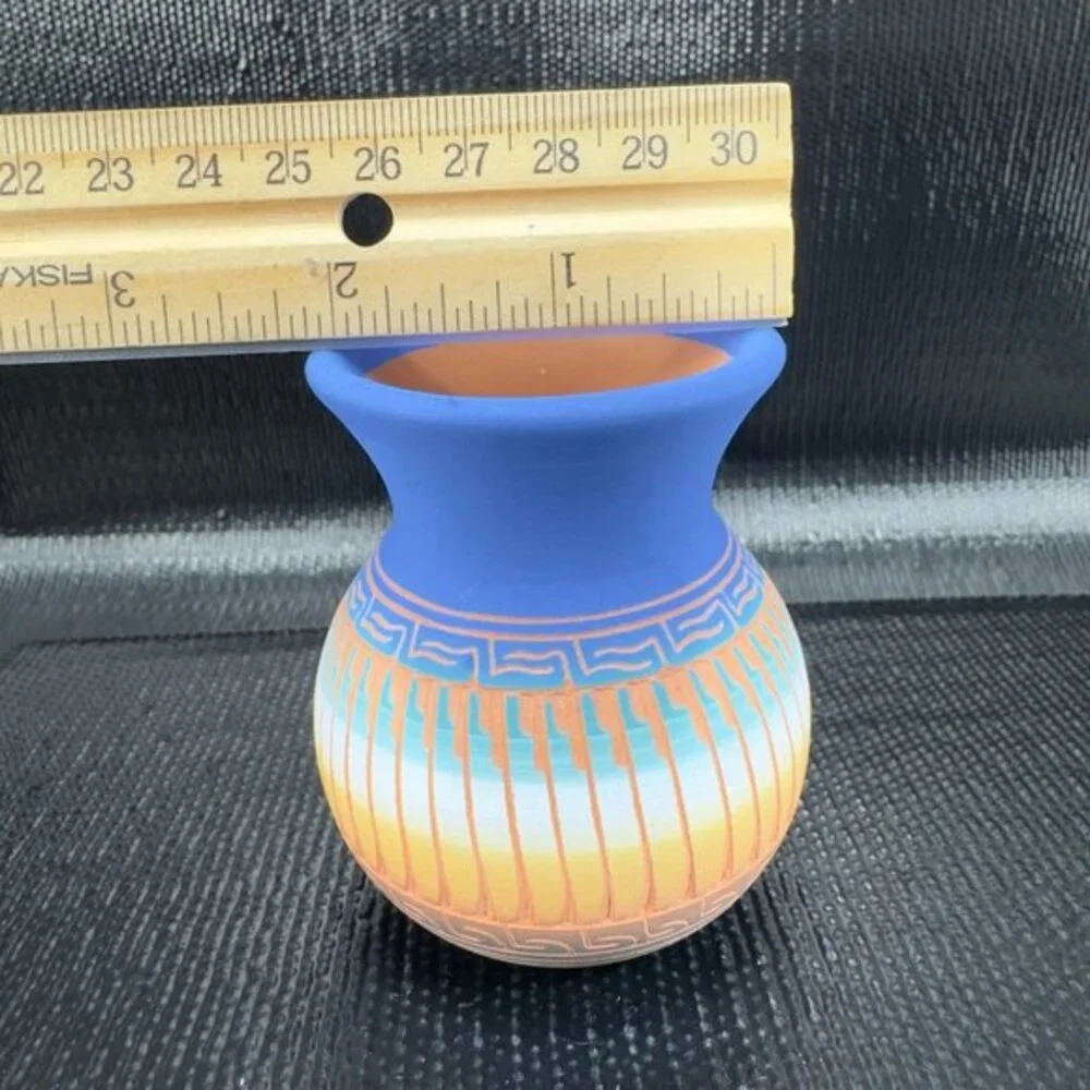 Native American Navajo Indian‎ Hand Etched Bud Vase Hand Made Artist Signed 2003